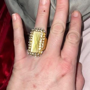Beautiful ring size 7